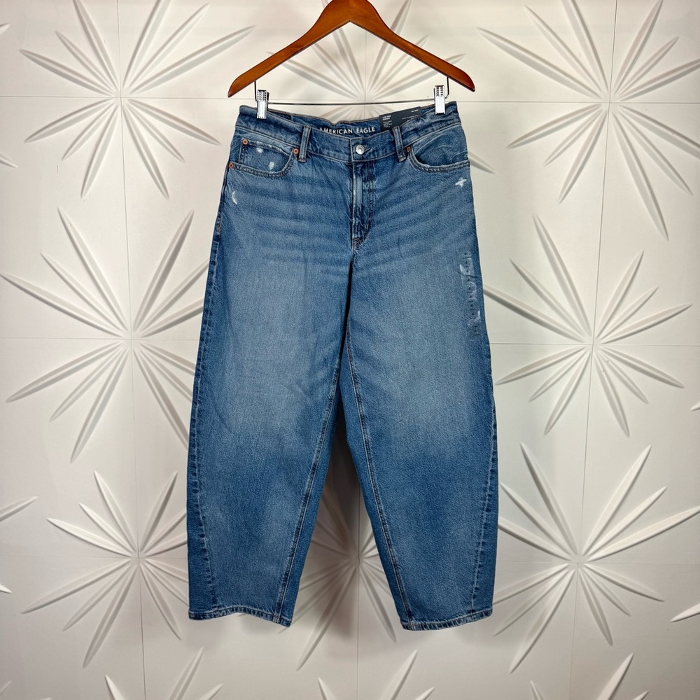 AE Low-Rise Barrel Baggy Jean - Picture 11 of 14